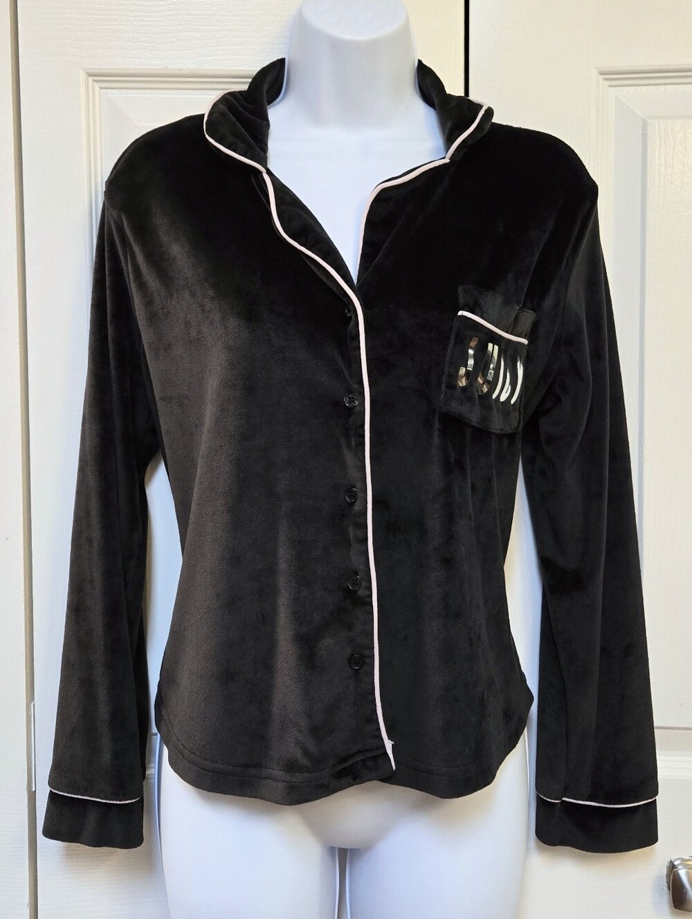 Juicy Velvet Button Up Pajama Shirt Jacket Black And Pink Top